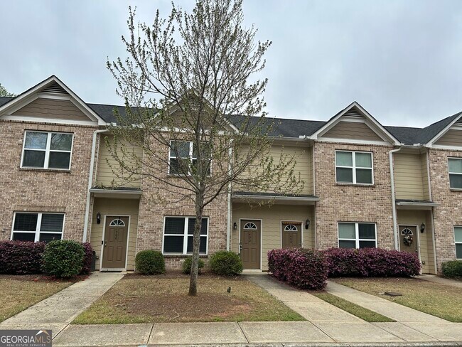 property at 1490 Binghampton Cir