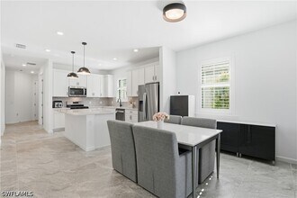 1645 Serena Ave in Naples, FL - Building Photo - Building Photo