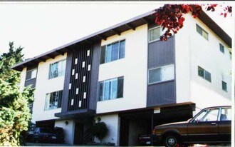 231 Corte Madera Ave in Corte Madera, CA - Building Photo