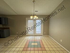 1619 Teddington Dr in Charlotte, NC - Building Photo - Building Photo