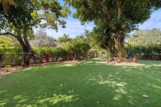 90 NE 106th St in Miami Shores, FL - Building Photo - Building Photo