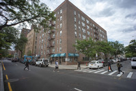 1332 Metropolitan Ave in Bronx, NY - Building Photo - Building Photo