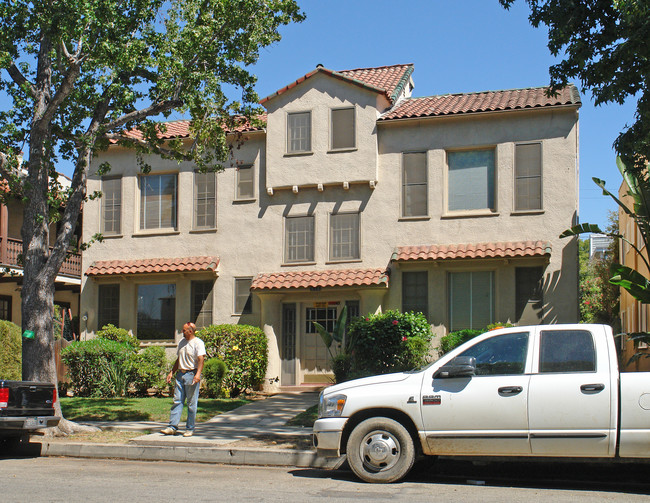 848 N Edinburgh Ave in Los Angeles, CA - Building Photo - Building Photo