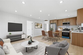 1206 Kornblum Ave. in Torrance, CA - Building Photo - Building Photo