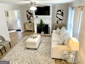 308 Park Leaf in Peachtree City, GA - Building Photo - Building Photo