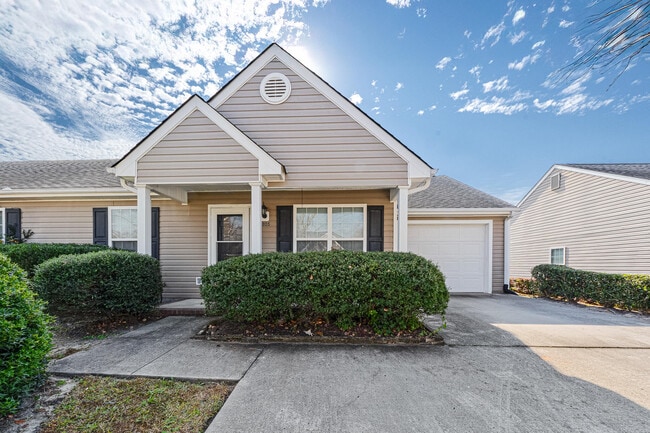 1805 Honeysuckle Way