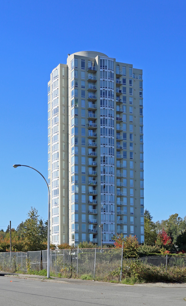 The Camelot in Surrey, BC - Building Photo - Building Photo