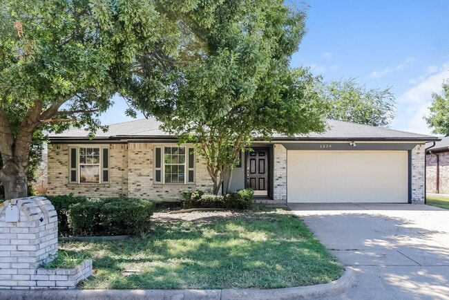 property at 1224 Nicole Way