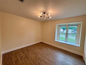 1153 Tracy Ln in Lancaster, TX - Building Photo - Building Photo