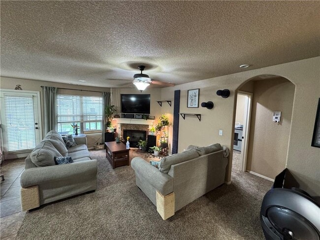 1008 Kensington Dr in Centerton, AR - Building Photo - Building Photo