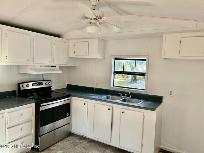 5355 New Kings Rd in Jacksonville, FL - Building Photo - Building Photo