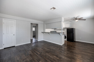 Red Rock Cove-Newly Renovated Apartment Homes in Las Vegas, NV - Foto de edificio - Interior Photo