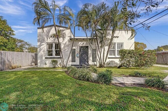 property at 411 SW 19th St