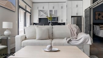 2550 Blackmon Dr in Decatur, GA - Building Photo