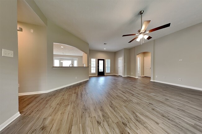 30710 Basil Trace Dr in Spring, TX - Building Photo - Building Photo