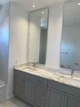 230 S. Hamilton in Beverly Hills, CA - Building Photo - Building Photo