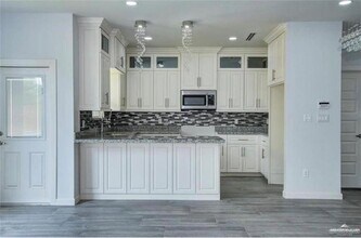 18 Sunset Dr in Mission, TX - Building Photo - Building Photo