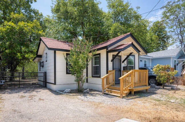 property at 270 Oelkers St