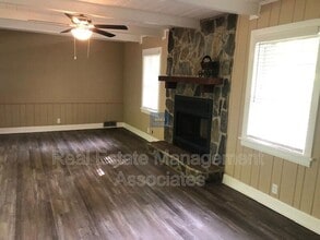 17025 Wildwood Rd in Griffin, GA - Building Photo - Building Photo