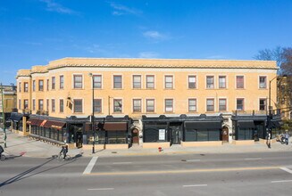2601-2607 N Milwaukee Ave in Chicago, IL - Building Photo - Building Photo