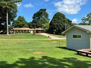 803 Santa Fe Trail in Woodstock, GA - Building Photo - Building Photo