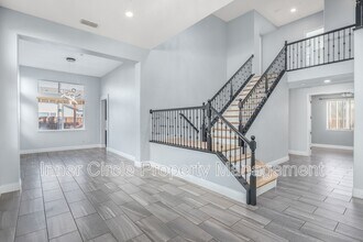 812 Shasta Daisy Dr in Brentwood, CA - Building Photo - Building Photo