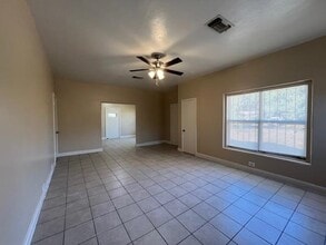 1719 Musser St in Laredo, TX - Building Photo - Building Photo