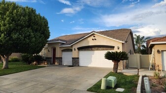 25288 Red Fern Cir in Menifee, CA - Building Photo