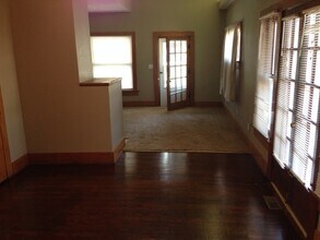 920 W Franklin Ave in Wichita, KS - Building Photo - Building Photo