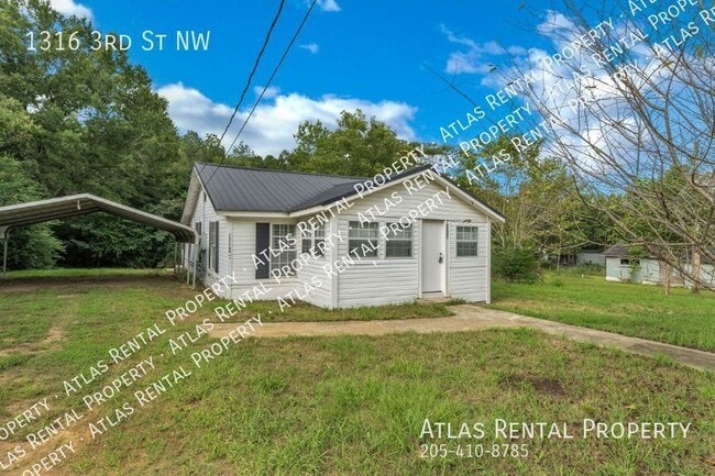 1316 3rd St NW in Carbon Hill, AL - Building Photo - Building Photo