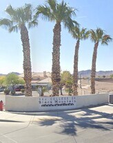 678 Anemone Ln in Henderson, NV - Building Photo