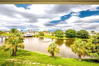 4000 Gulf Terrace Dr in Destin, FL - Building Photo - Building Photo