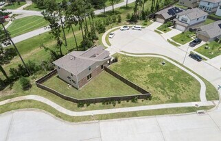 1714 Fairlea Gin Path in Crosby, TX - Building Photo