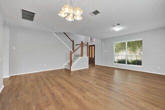 12506 Dry Run in San Antonio, TX - Building Photo - Building Photo