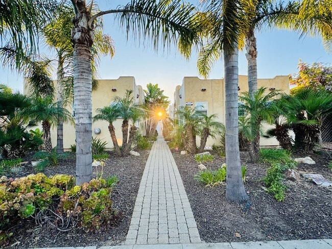 4514 1/2 Idaho St in San Diego, CA - Building Photo - Building Photo