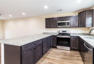932 Warrior Hill Dr in Louisville, TN - Building Photo - Building Photo