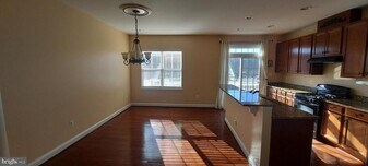 12539 Blue Sky Dr in Clarksburg, MD - Building Photo