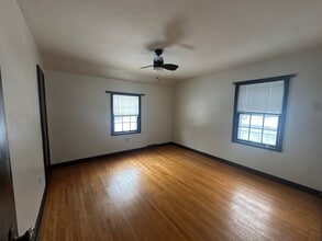 2622 Linden Ave in Slayton, MN - Foto de edificio - Building Photo