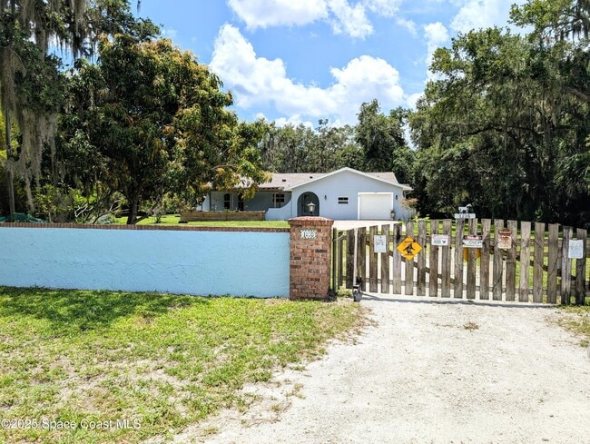 1235 Pine Island Rd in Merritt Island, FL - Building Photo - Building Photo