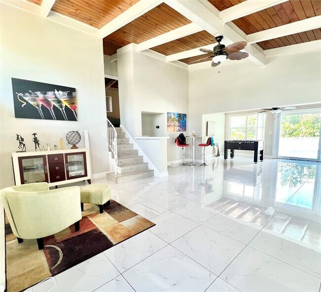 2513 Tortugas Ln in Fort Lauderdale, FL - Building Photo - Building Photo