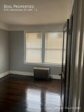 9351 Woodside St-Unit -3 in Detroit, MI - Foto de edificio - Building Photo