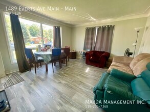 1489 Everts Ave in Windsor, ON - Building Photo - Building Photo