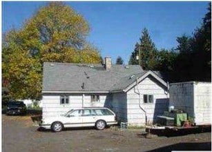 Chemawa Rd Apartments in Keizer, OR - Building Photo - Building Photo