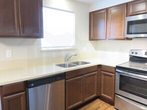 511 Malibu Dr SE in Olympia, WA - Building Photo - Building Photo