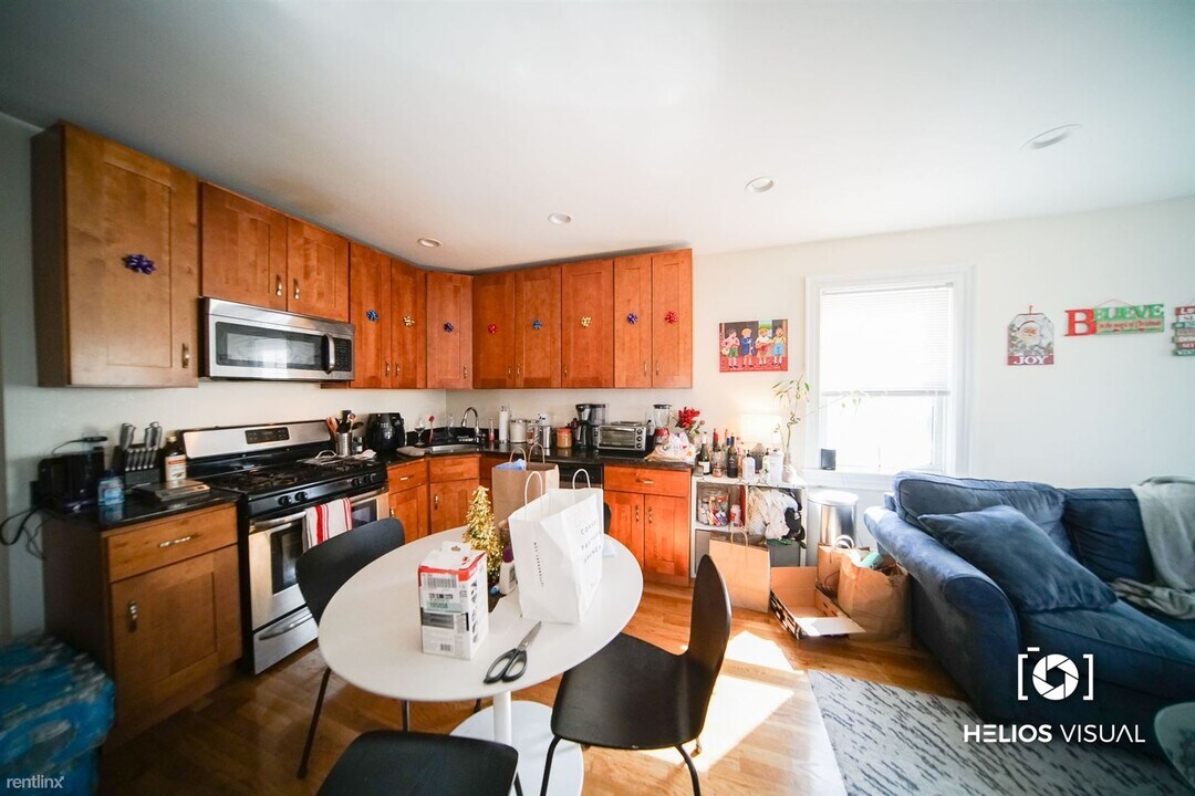 84 Linden St-Unit -# 1 in Boston, MA - Building Photo