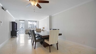 4250 Galt Ocean Dr, Unit 4J in Fort Lauderdale, FL - Foto de edificio - Building Photo