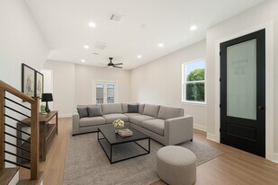 1003 E 33rd St in Houston, TX - Building Photo