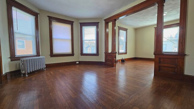 39 W School St, Unit B in Westfield, MA - Building Photo - Building Photo