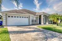 2141 Antler Dr in St. Cloud, FL - Foto de edificio - Building Photo