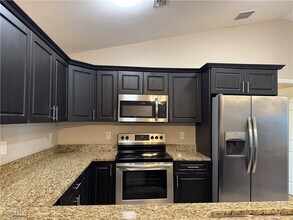 3022 SW 14th Ct in Cape Coral, FL - Building Photo - Building Photo